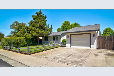 9181 Lujan Drive, Elk Grove, CA 95624 - Photo 25