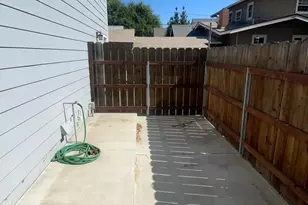 211 Virginia Ave, Modesto, CA 95354 - Photo 13