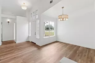 2 Cismont Ct, Sacramento, CA 95823 - Photo 9