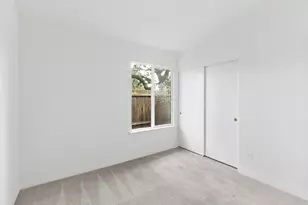 2 Cismont Ct, Sacramento, CA 95823 - Photo 25