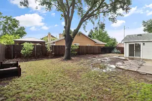 2 Cismont Ct, Sacramento, CA 95823 - Photo 35