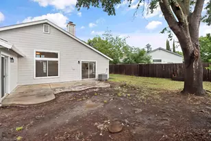 2 Cismont Ct, Sacramento, CA 95823 - Photo 33
