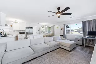 9359 Lujan Dr, Elk Grove, CA 95624 - Photo 7