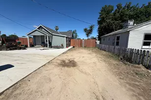 2135 Pine St, Ceres, CA 95307 - Photo 3