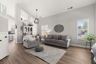10107 River Park Cir, Stockton, CA 95209 - Photo 9