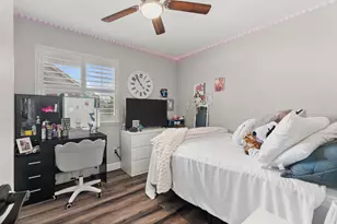 10107 River Park Cir, Stockton, CA 95209 - Photo 21