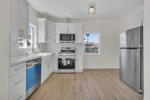 345 S 37th St, Richmond, CA 94804 - Photo 11