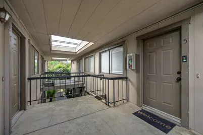 2312 Villanova Circle, Sacramento, CA 95825 - Photo 9