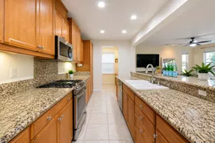 180 W Erics Way, Mountain House, CA 95391 - Photo 17