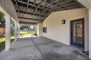 1648 4th Ave, Olivehurst, CA 95961 - Photo 5