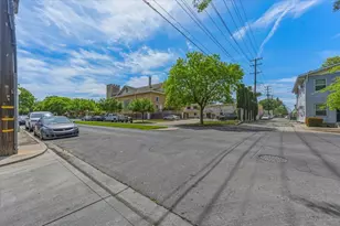 345 E Elm St, Lodi, CA 95240 - Photo 63