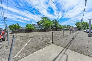 345 E Elm St, Lodi, CA 95240 - Photo 65