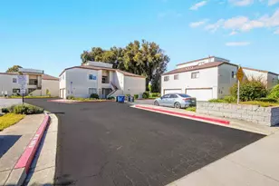 27949 Thornton Ct, Hayward, CA 94544 - Photo 43
