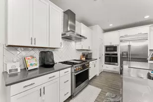 5930 Lakestone Dr, Sacramento, CA 95835 - Photo 3