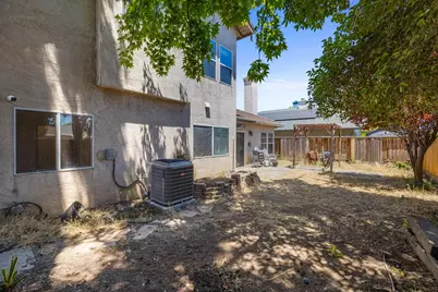 9433 N Tuscany Circle, Stockton, CA 95210 - Photo 41