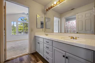 9433 N Tuscany Circle, Stockton, CA 95210 - Photo 37