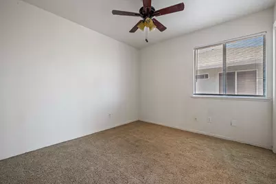 9433 N Tuscany Circle, Stockton, CA 95210 - Photo 35