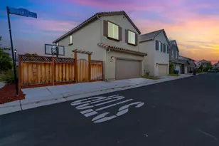 146 E Rodbell Ln, Mountain House, CA 95391 - Photo 39