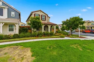 146 E Rodbell Ln, Mountain House, CA 95391 - Photo 3