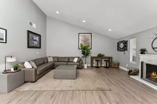 5 Rambleoak Cir, Sacramento, CA 95831 - Photo 11