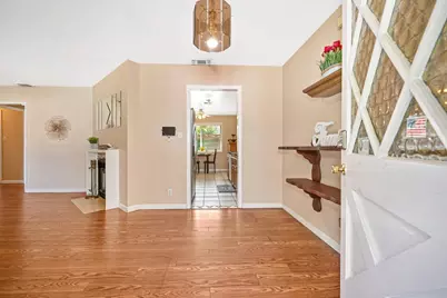 6409 Larry Way, North Highlands, CA 95660 - Photo 3