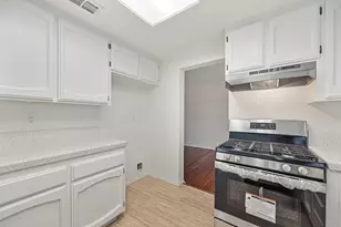 8584 Sunnybrae Dr, Sacramento, CA 95823 - Photo 15