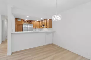 2280 Hurley Way, Sacramento, CA 95825 - Photo 5