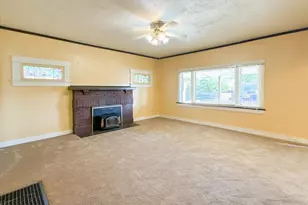 123 Almond Ave, Modesto, CA 95354 - Photo 9