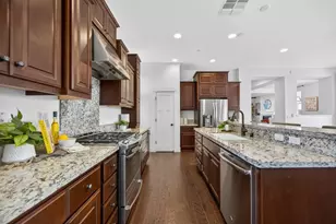 3177 Crocker Dr, Sacramento, CA 95818 - Photo 11