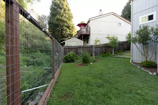25 Rialto Dr, Watsonville, CA 95076 - Photo 23