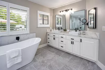 9101 Orangevale Avenue, Orangevale, CA 95662 - Photo 29