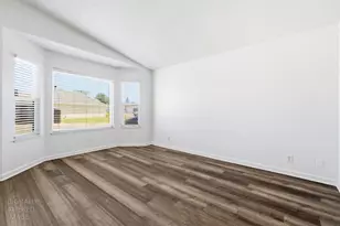 7632 Harmony Oaks Way, Sacramento, CA 95828 - Photo 29