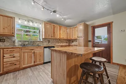4821 E Old Emigrant Trail, Mountain Ranch, CA 95246 - Photo 15