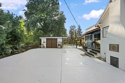 2235 Moreing Road, Stockton, CA 95204 - Photo 55