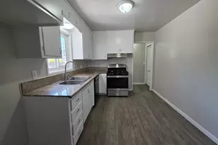1416 Tully Rd, Modesto, CA 95350 - Photo 9