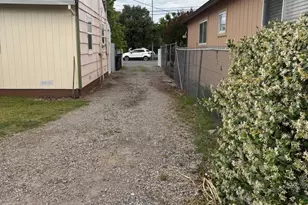 7055 McComber St, Sacramento, CA 95828 - Photo 15