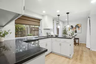 8 Coyle Creek Cir, Fair Oaks, CA 95628 - Photo 3