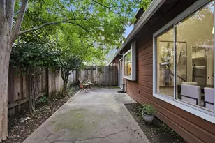 8 Coyle Creek Cir, Fair Oaks, CA 95628 - Photo 29