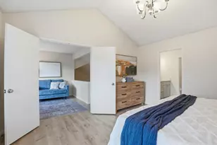 8 Coyle Creek Cir, Fair Oaks, CA 95628 - Photo 21