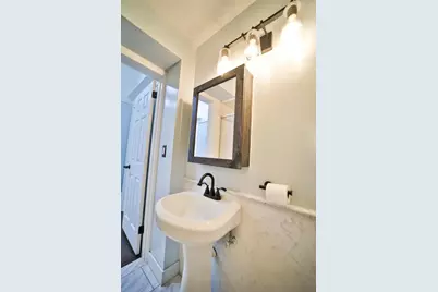 2219 H Street, Sacramento, CA 95816 - Photo 29