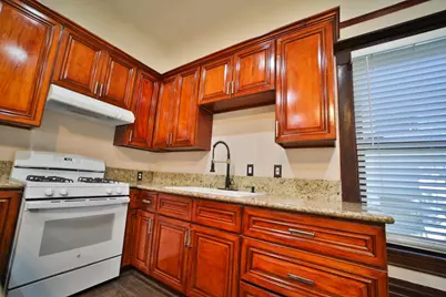 2219 H Street, Sacramento, CA 95816 - Photo 15