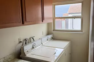 1301 36th St, Sacramento, CA 95816 - Photo 13