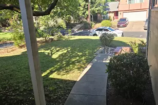 2124 Oxford, Sacramento, CA 95815 - Photo 69