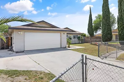 14291 Rosemary Circle, Armona, CA 93202 - Photo 3