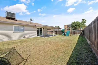 14291 Rosemary Circle, Armona, CA 93202 - Photo 31