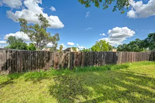 2664 Forrest St, Sacramento, CA 95815 - Photo 33