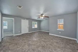 2664 Forrest St, Sacramento, CA 95815 - Photo 13