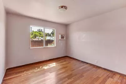 2585 Beaumont Street, Sacramento, CA 95815 - Photo 19