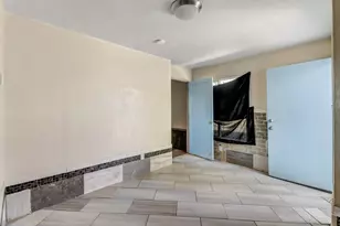 2585 Beaumont St, Sacramento, CA 95815 - Photo 13