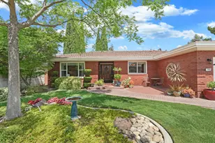 1909 W Vine St, Lodi, CA 95242 - Photo 3